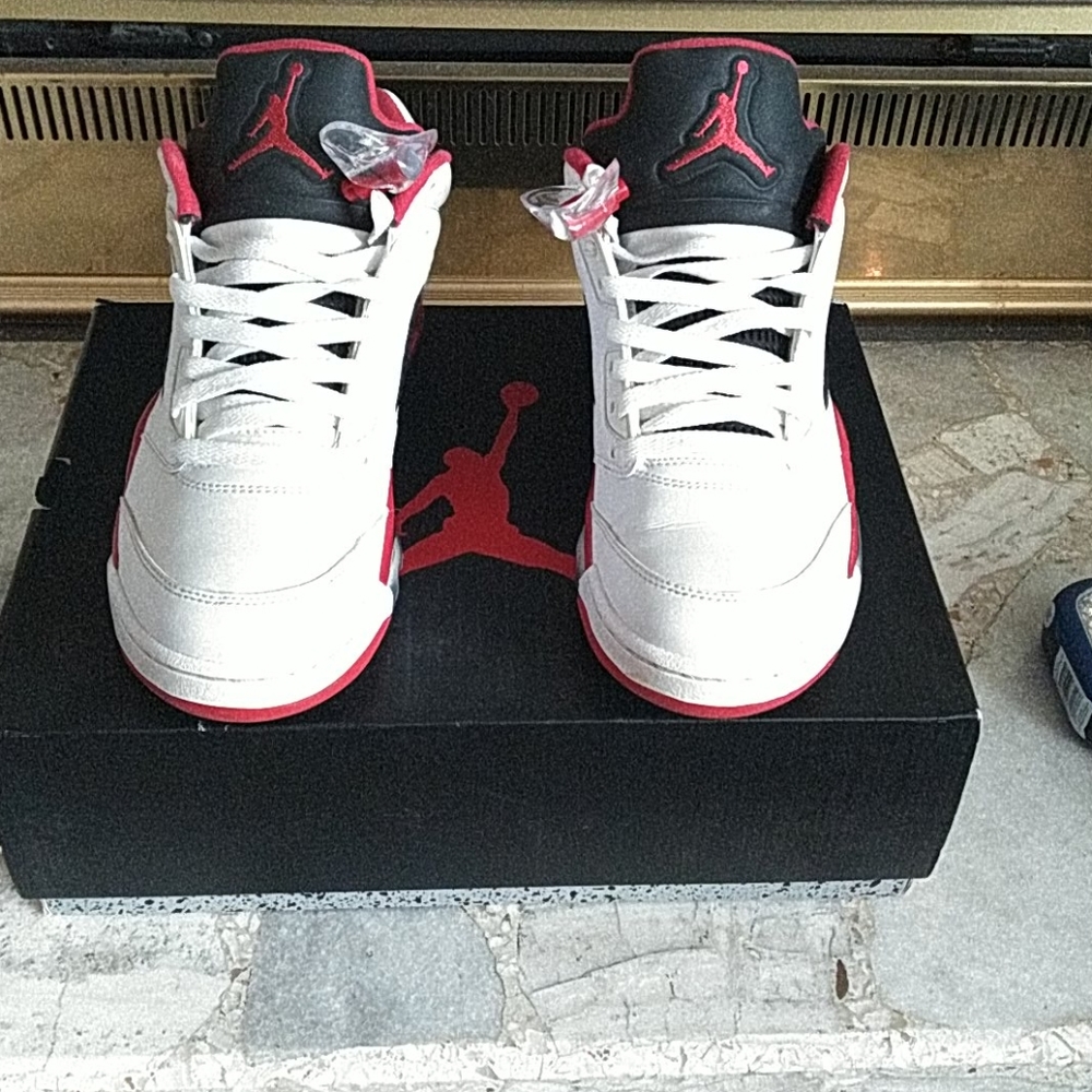 Jordan 5 fire red lows.